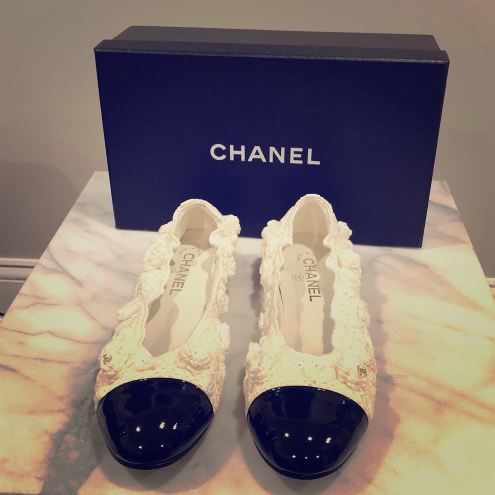 Chanel ballet flats white crochet